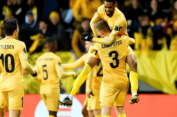 芒果体育- 李绍珠为什么没有军衔 