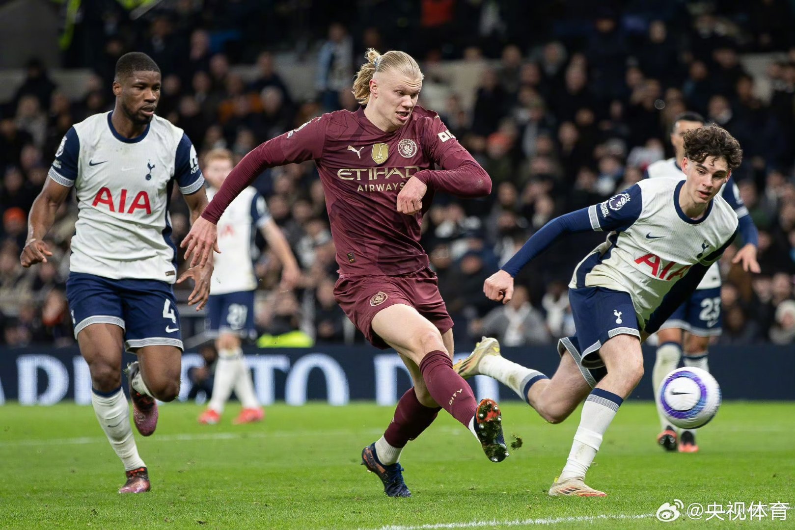 芒果体育-曼城清晨绝杀压哨，志在NBA季后赛名次提升，气氛紧张，赛程密集仍需轮换(忠者无敌全集)