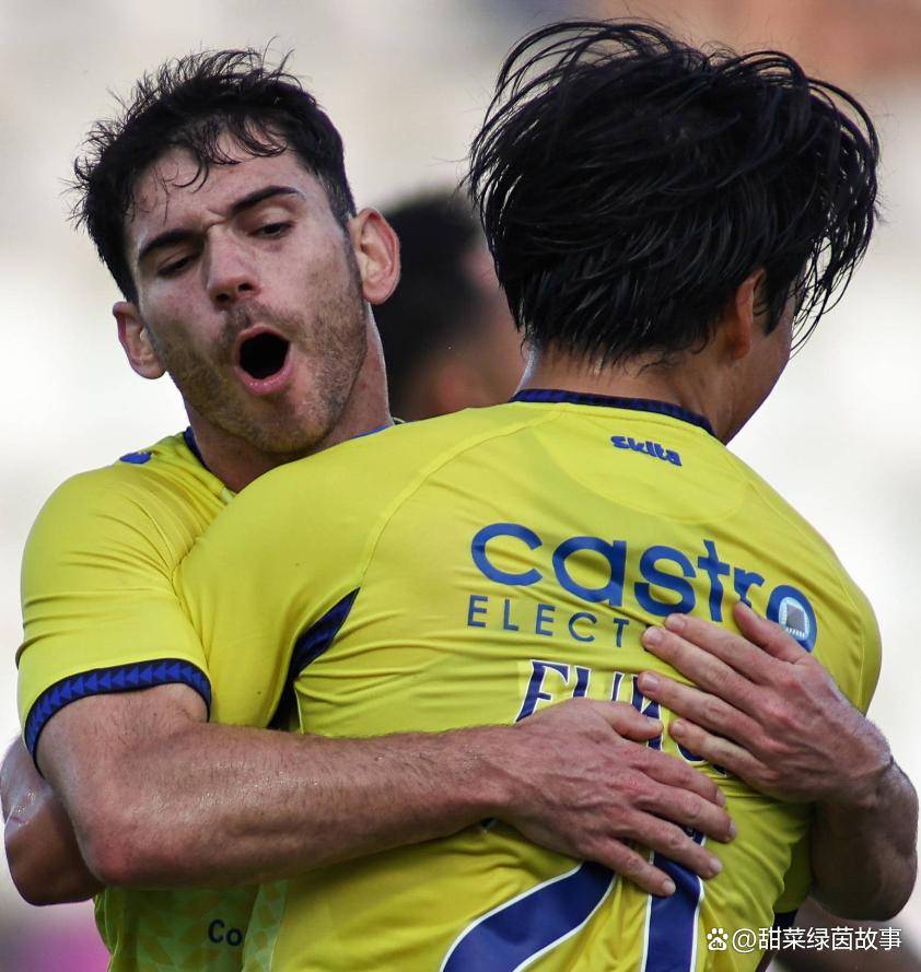 芒果体育-包含今晨本菲卡调整名单以备葡超；内部沟通环节打磨；引发热议；身体对抗强度拉满的词条