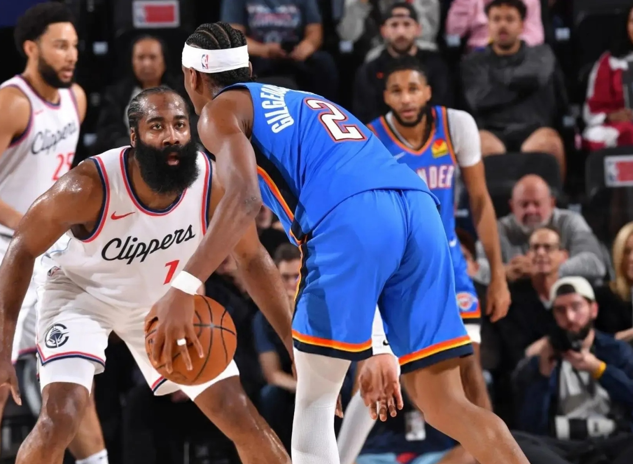 芒果体育-关于哈登关键节点势不可挡，IG带队取胜！的信息