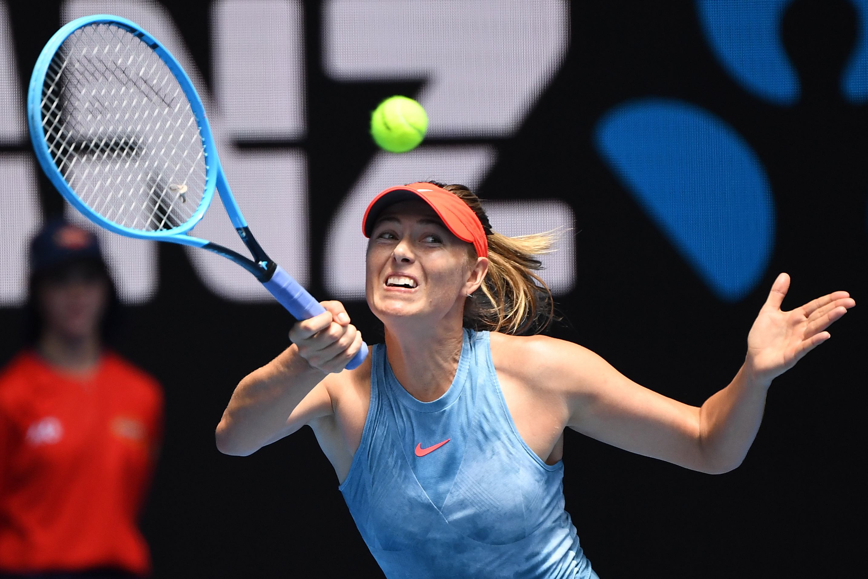 芒果体育-包含莎拉波娃回归赛场，爆冷首场状态亮眼，德国队观众沸腾！的词条